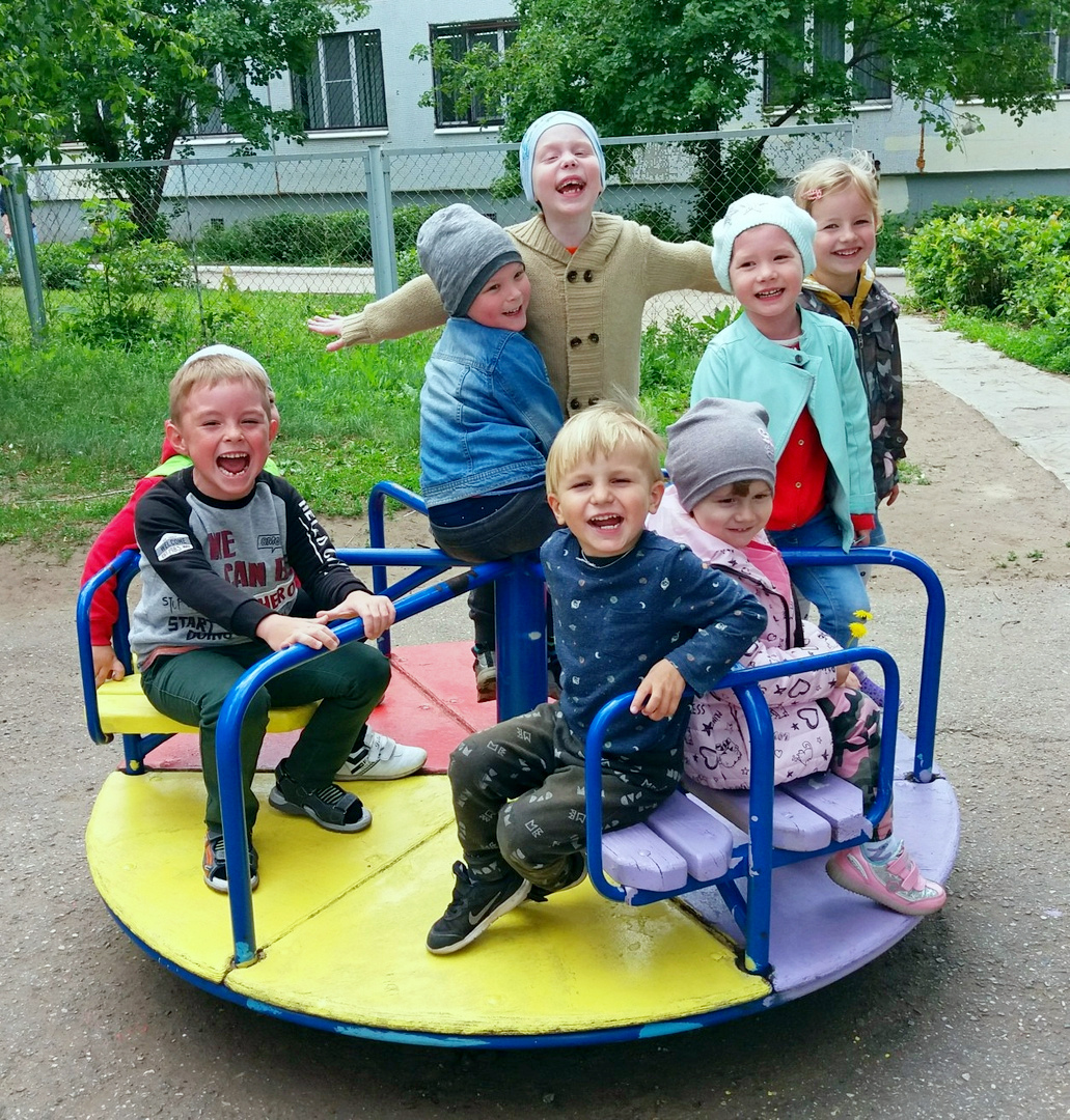 Сеть детских центров "Божья коровка" г. Тольятти, центры дошкольного  развития - Летняя площадка